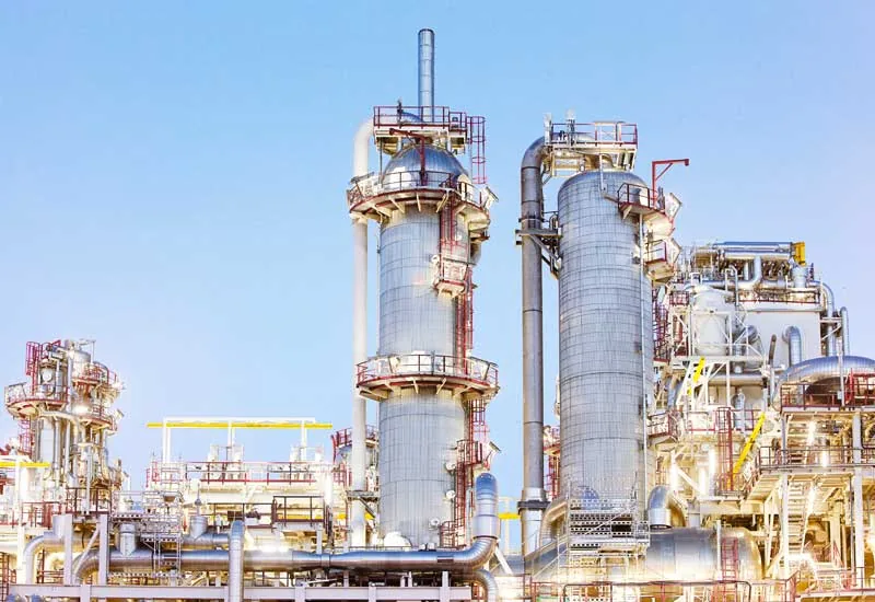 Refinery Plant and Pipe Racks